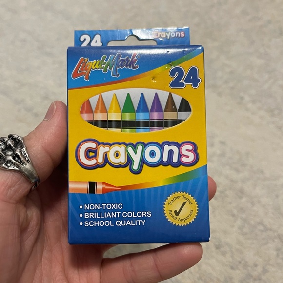 Brand New 24-pack Liqui-Mark Crayons In Assorted Colors - Picture 3 of 7